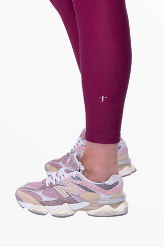 Amoureuse Leggings mit drei handapplizierten Kristallherzen