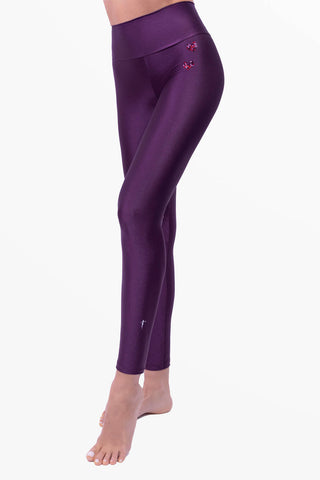 Amoureuse Leggings Prune avec trois cœurs en cristaux appliqués
