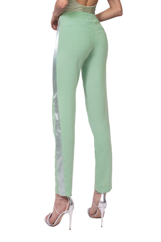 Nuage Apfelgrün und Satinhose
